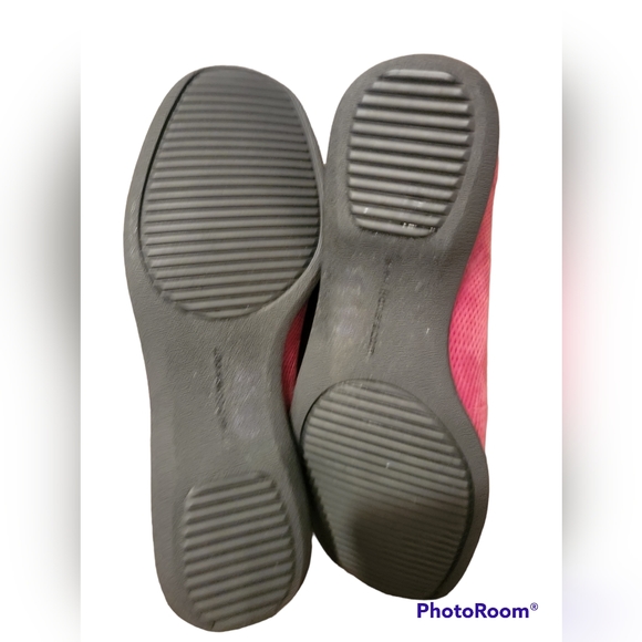 Trotters Jenn Mini Dots loafers - Picture 8 of 11